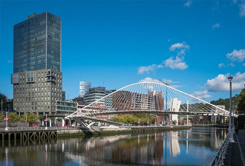 Visuel de Le pont Zubizuri à Bilbao